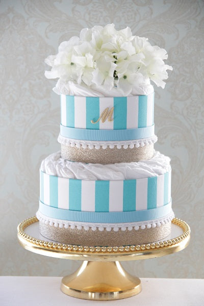 イニシャル入りオーガニックダイパーケーキ おむつケーキ 「TOIRO」(2段/ブルー)の写真