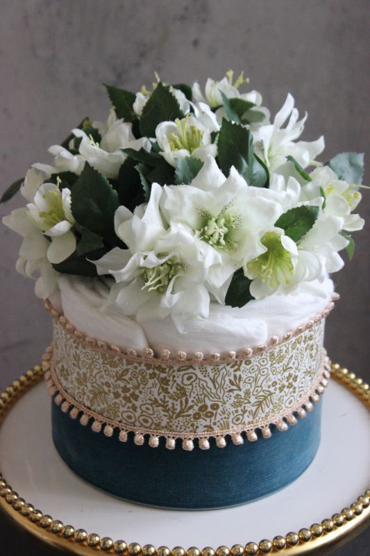 フラワーオーガニックダイパーケーキ おむつケーキ「Sabrina」(1段)の写真