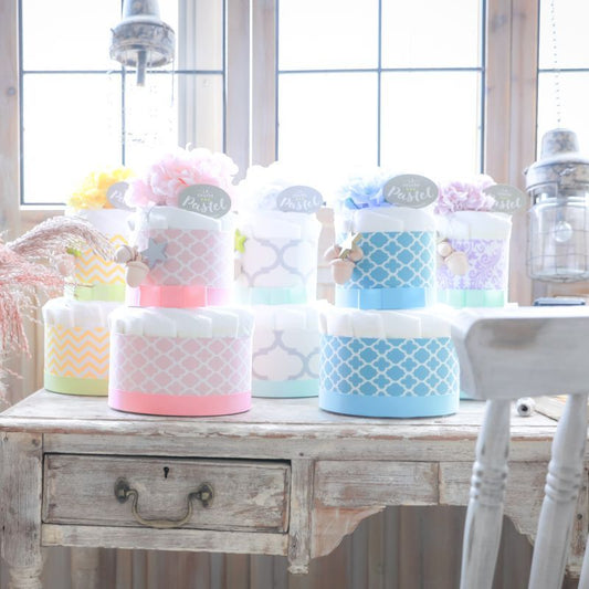 Kiko+の木のアクセサリー付きオーガニックダイパーケーキ(おむつケーキ)2段/3段 イエロー