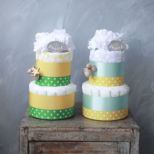 「chuchu」Kiko+の木のアクセサリー&スワドルデザインズおくるみ付きオーガニックダイパーケーキ(おむつケーキ)2段/3段 イエロー