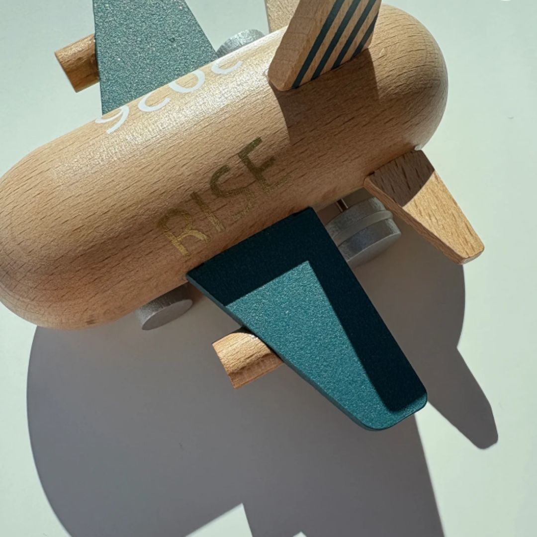 2026ロゴ入り「kiko+」のmini jet付ダイパーケーキ（おむつケーキ）1段/2段