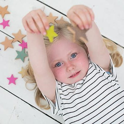 【おくるみとおもちゃ付き】オーガニックダイパーケーキ（おむつケーキ）2段ミント